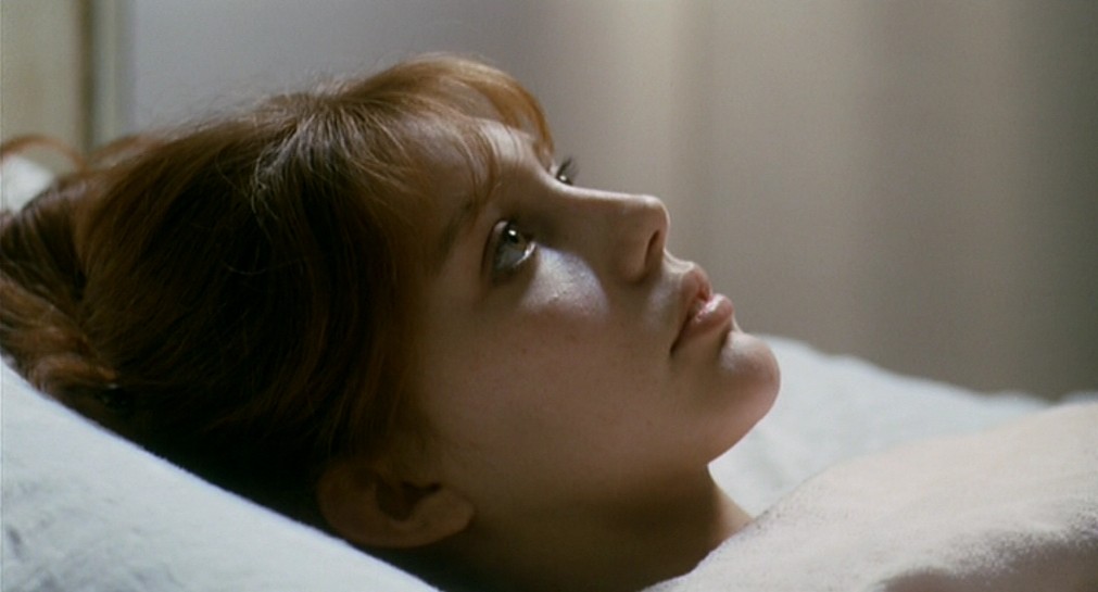 Muore a 70 anni Anne Wiazemsky, protagonista di Au hasard Balthazar e La cinese