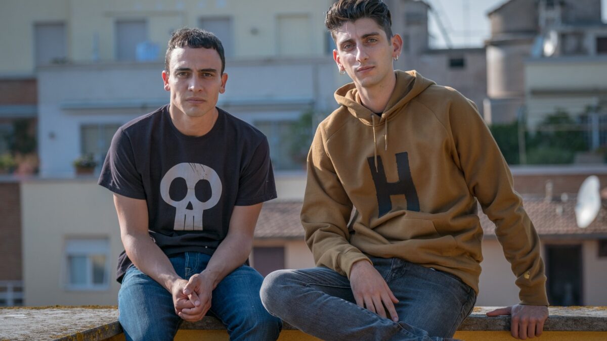 La Profezia dell’Armadillo, via alle riprese: prima foto ufficiale per il film tratto dalla graphic novel di Zerocalcare
