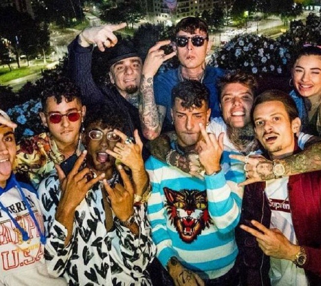 Dark Polo Gang firma con Newtopia?