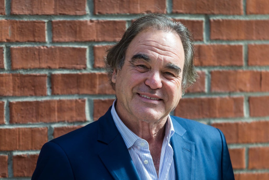 Oliver Stone difende Harvey Weinstein, ‘vittima di un sistema giustizialista’