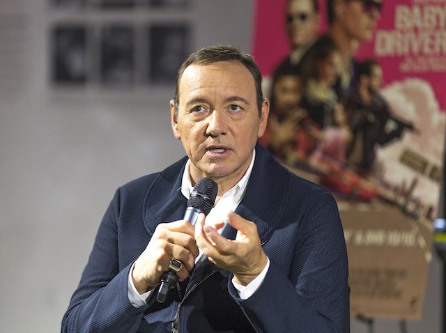 Kevin Spacey, le accuse ed il coming out: ci saranno conseguenze per House of Cards?