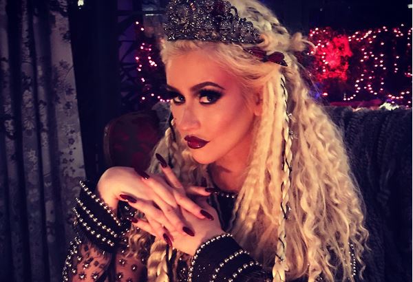 Halloween 2017: costumi e travestimenti di cantanti famosi [Foto]