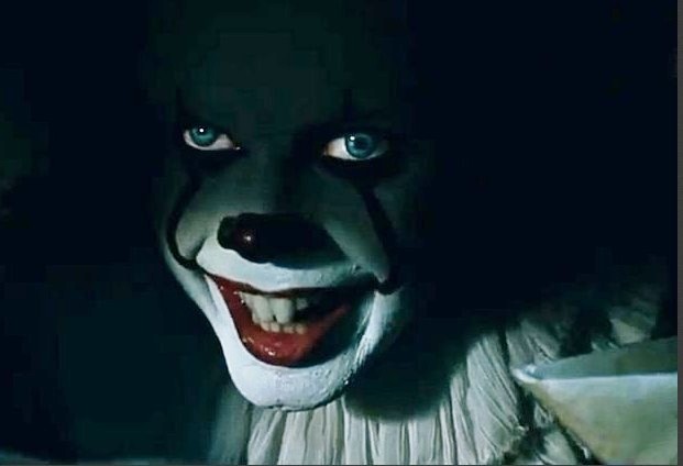 IT: nuova clip estesa con la scena d’apertura con Pennywise e Georgie