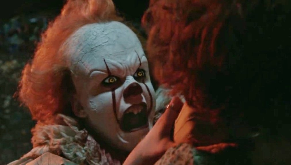 IT: Pennywise divorava un bambino in una scena eliminata
