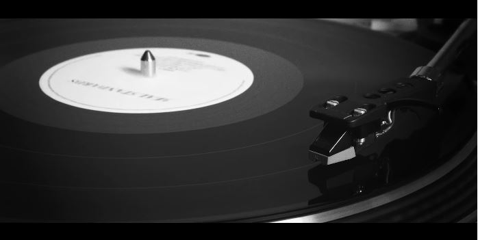 Seal – Luck Be a Lady: testo, traduzione e audio