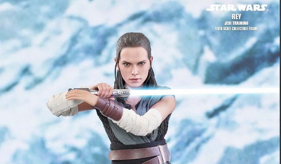 Star Wars 8: nuova action figure Hot Toys di Rey “Addestramento Jedi”