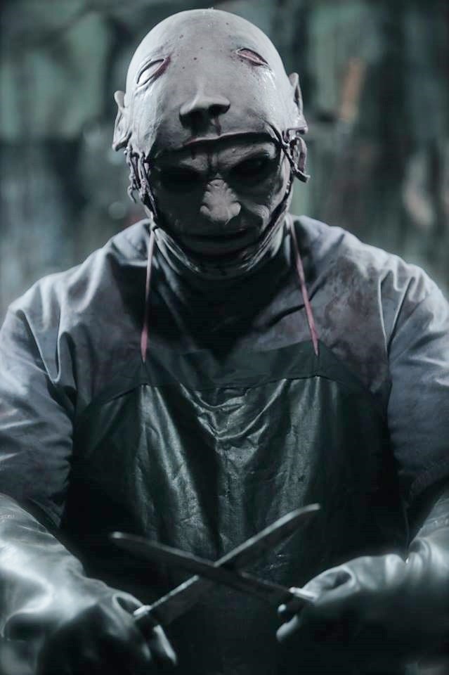 Tallon Falls: foto e poster del film horror ispirato ad un vero parco a tema di Halloween