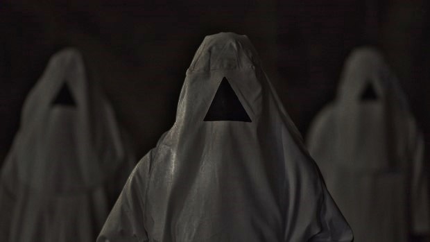 The Void – Il Vuoto: foto e poster del film horror