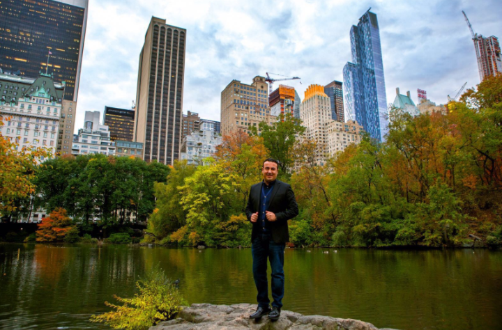 Grand Tour d’Italia a New York: ospiti Fabio Volo, Emma Marrone e Pirlo (Anteprima Blogo)