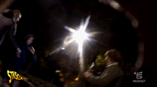 Striscia la Notizia, Vittorio Brumotti aggredito e rapinato a Bologna (Video)