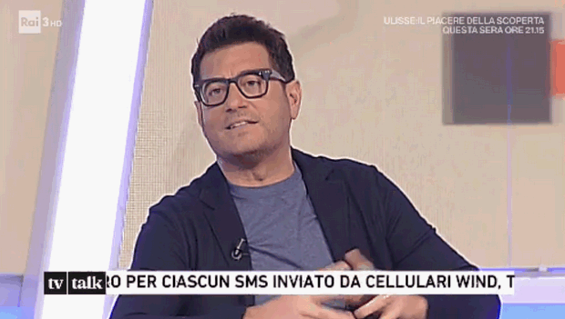 Tv Talk, Enrico Papi a Blogo: “La rissa con Beppe Grillo? Ha voluto farmi un favore!”