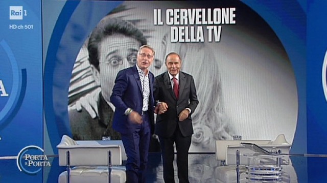 Paolo Bonolis a Porta a Porta: “Giorgio Gori mi disse di fare teatro, non tv. Beato tra le donne? Scelto al posto di Renato Zero”