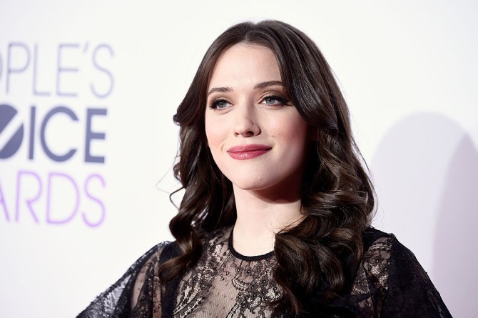 Serie Tv, novità: Kat Dennings in Dollface di Hulu; Netflix ordina la comedy con il rapper Rev Run