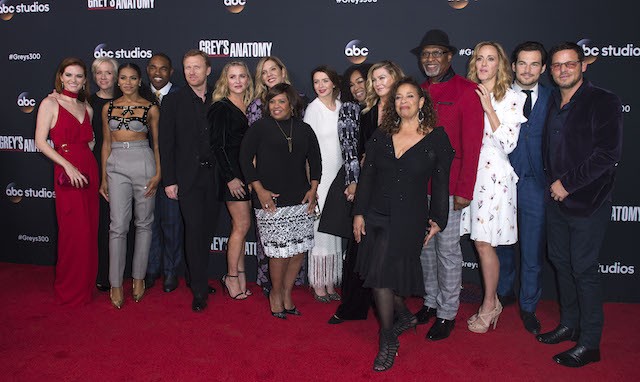 Grey’s anatomy 14, in arrivo l’episodio 300. Shonda Rhimes: “Supereremo il record di E.R.” (Video)