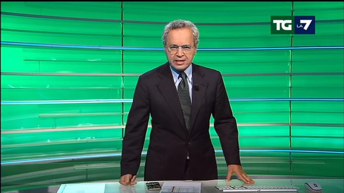 Errori tecnici al Tg La7, Enrico Mentana: “La compagine tecnica sarà a ranghi più ridotti”