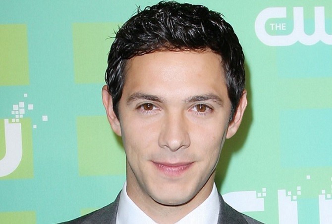 Serie Tv, novità: Michael Rady in Timeless; Netflix ordina il primo progetto colombiano