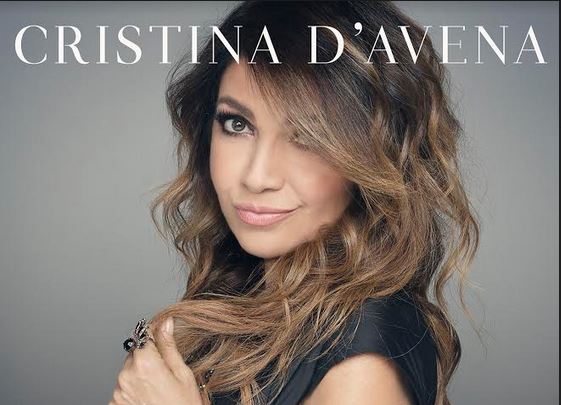 Cristina d’Avena, Duets – Tutti cantano Cristina: una riuscita e vincente carezza al bimbo ancora dentro di noi