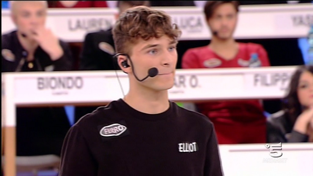 Amici 17 | Puntata del 2 dicembre 2017 | Paola-Elliot eliminati, Mose-Biondo-The Jab puniti