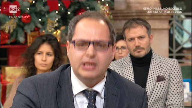I Fatti Vostri. Magalli interviene, l’ospite urla