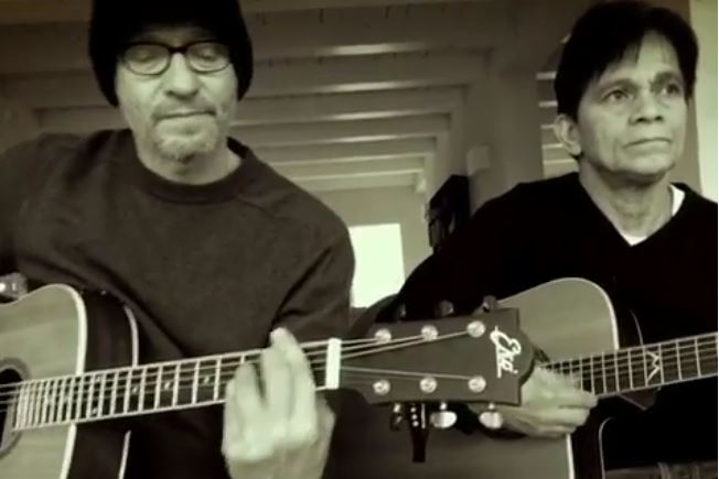 Biagio Antonacci canta e dedica Iris a Nadia Toffa [video]