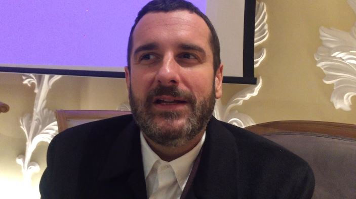Le Spose di Costantino, Costantino della Gherardesca a Blogo: “Le mie 4 spose? Prepotenti e glamorous” [video]
