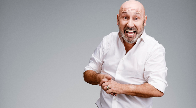 Maurizio Battista a Blogo: “I nuovi comici (che non ci sono), i problemi della Rai, la libertà di Comedy Central ed Eccezionale veramente pietoso”