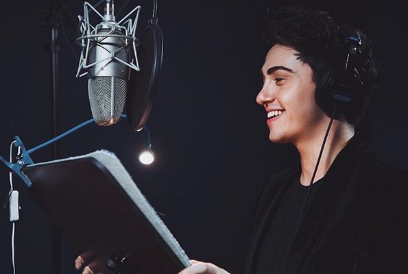 Michele Bravi a Blogo: “Third Wheel Italia? Programma fresco. Ad Amici fratello maggiore dei ragazzi. Non parteciperò a Sanremo 2018” (video)