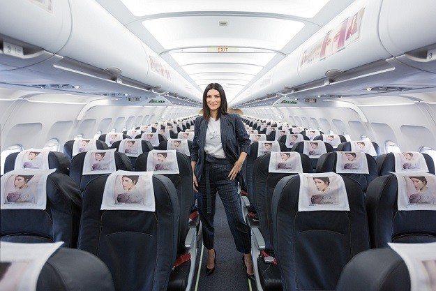 Laura Pausini, Fatti sentire: presentazione album, tracklist e significato delle canzoni