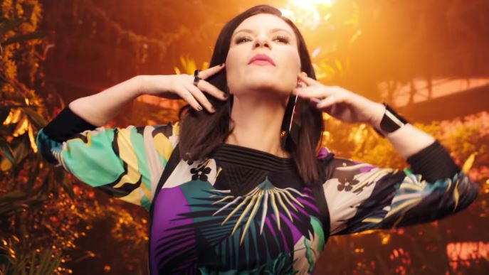 Laura Pausini feat. Simone & Simaria, Novo: testo, traduzione e video ufficiale