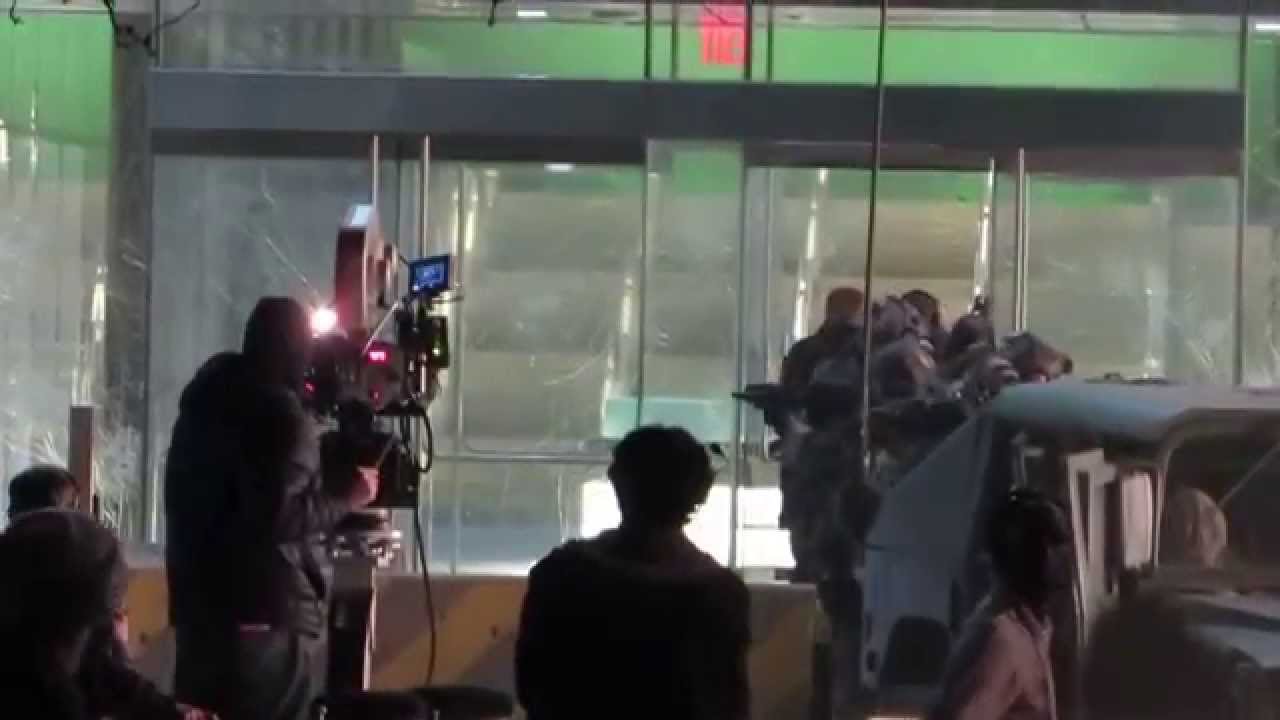 PACIFIC RIM – LA RIVOLTA – Scena del film in italiano “Lambert & Jake”