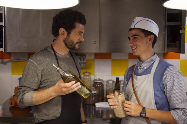 Quanto Basta: trailer, clip, foto e poster della commedia con Vinicio Marchioni