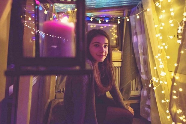 Succede: trailer e poster del film basato sul bestseller di Sofia Viscardi