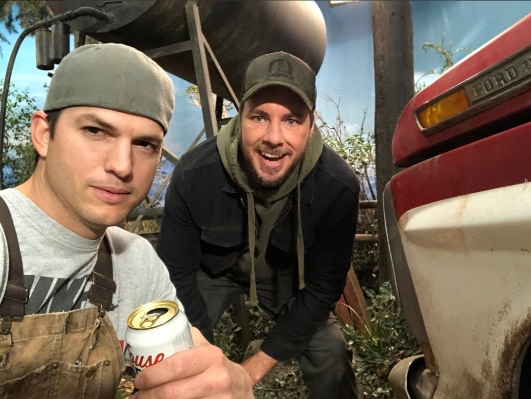 Dax Shepard in The Ranch, ma non al posto del licenziato Danny Masterson