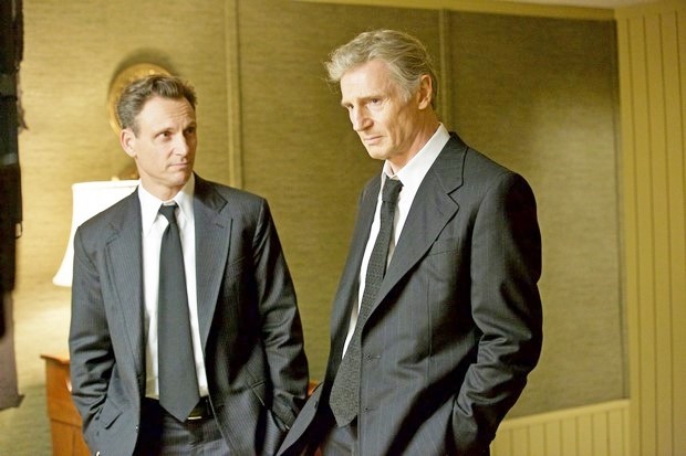 The Silent Man: foto e poster del biopic con Liam Neeson