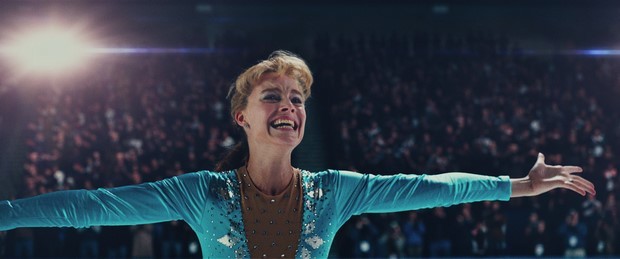 Tonya: foto e poster del biopic con Margot Robbie