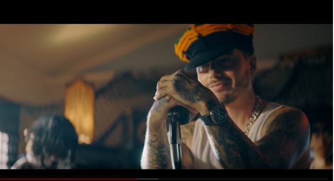J Balvin, Ambiente: testo, traduzione e video ufficiale