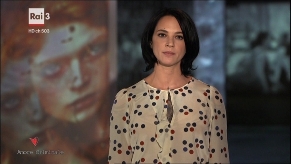 Grande Fratello 15, Asia Argento definita “zo**ola” e lei denuncia
