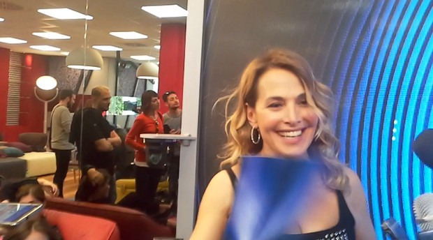 Barbara D’Urso a Blogo: “Le frecciatine di Bonolis? Vi dimostreremo che non è vero!” (Video)