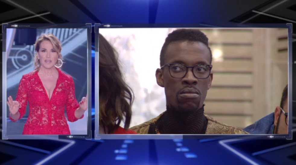 Grande Fratello 15, Barbara d’Urso contro i concorrenti: “Mi sono vergognata, sono incaz*ata, non ci sto al bullismo” (VIDEO)