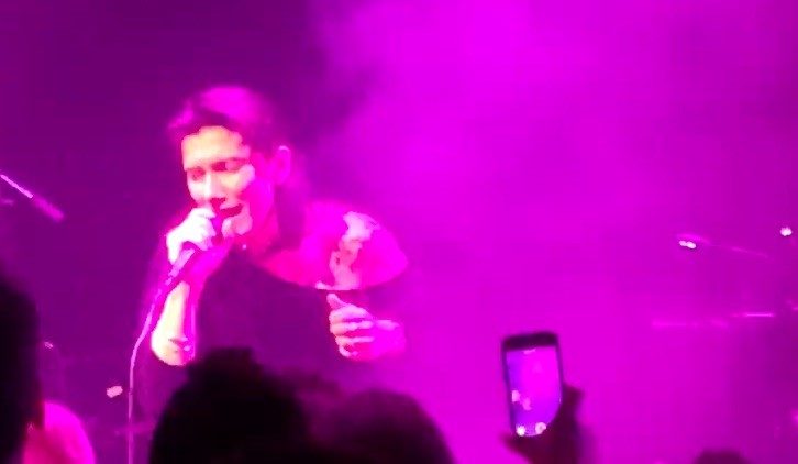 Elisa presenta in anteprima a Londra il nuovo singolo Will we be strangers | VIDEO