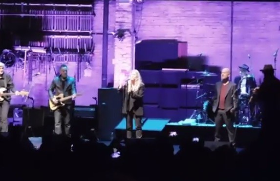 Bruce Springsteen, Michael Stipe e Patti Smith in concerto insieme al Tribeca Film Festival 2018 (VIDEO)