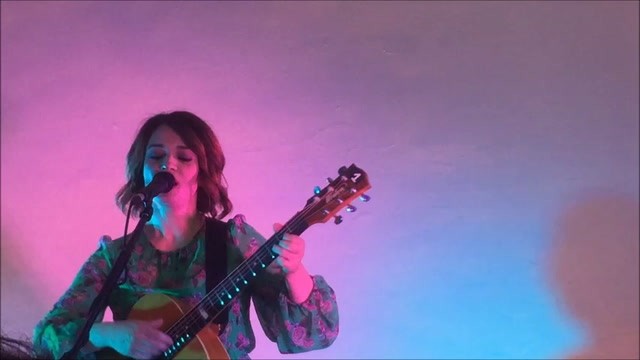 Carmen Consoli, Amore di plastica – Live