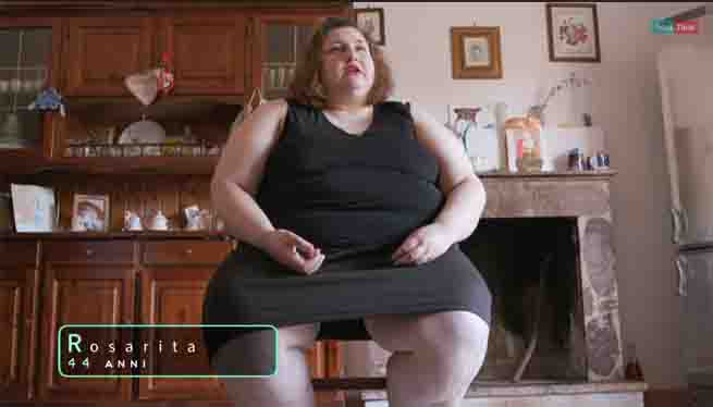 La Clinica per Rinascere non fa sconti, ma emoziona con la sua delicatezza