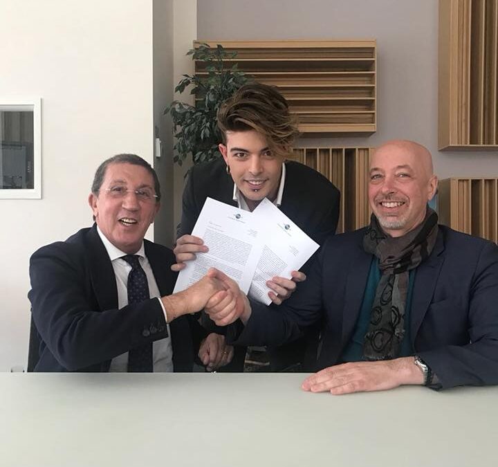 The Kolors lasciano Baraonda e firmano con Universal