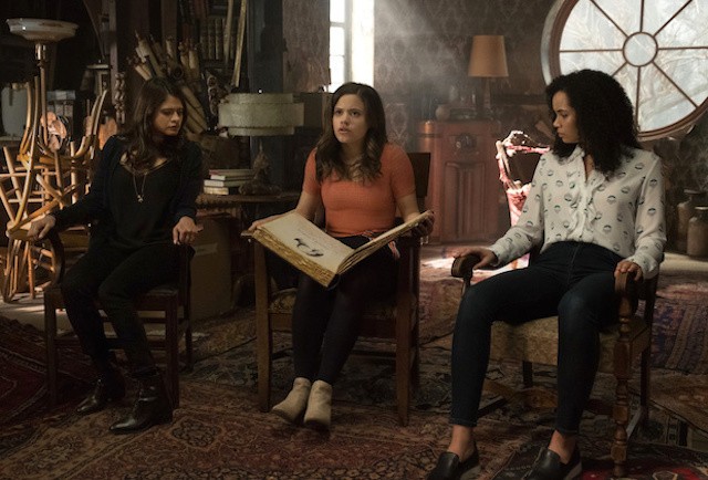 Upfront 2018-19 The Cw: Streghe e Supergirl la domenica, l’ultima stagione di Jane the Virgin in midseason