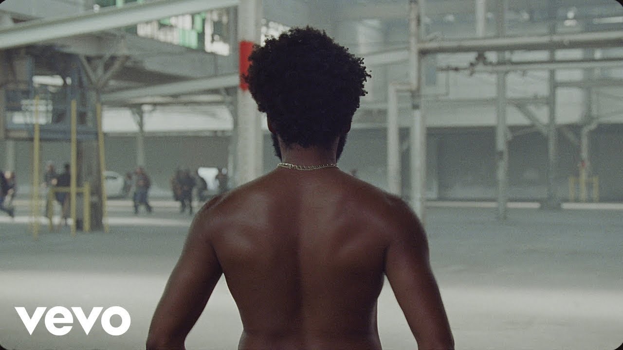 LA TRUFFA DEI LOGAN – Non sbirciare! – Clip dal film