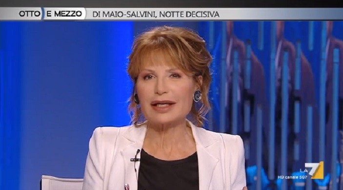 Otto e mezzo, Lilli Gruber “buca” le dichiarazioni di Silvio Berlusconi