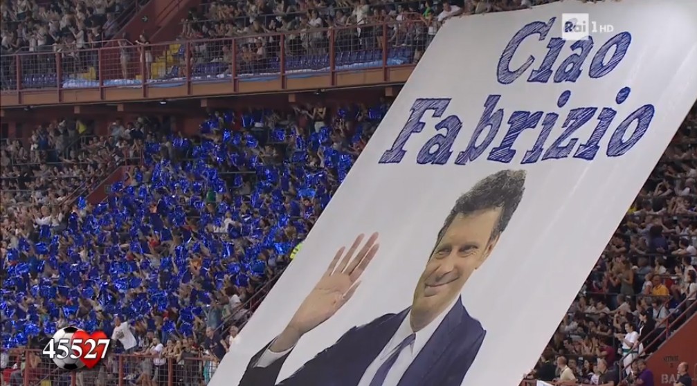 La Partita del Cuore 2018, l’omaggio a Fabrizio Frizzi (Video)