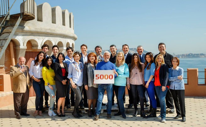Un Posto al Sole, 5000 puntate per la soap di Rai 3: speciale di un’ora con ritorni e sorprese