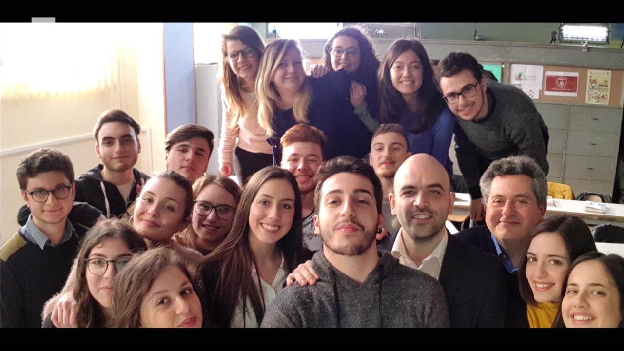 Con Il Supplente la scuola è bella. E non è quella che si racconta di solito in tv